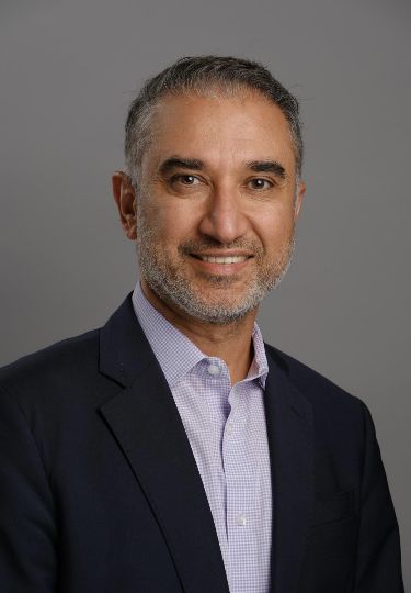 施耐德电气全球执行副总裁：加速创新拓宽边界以新质服务赋能产业高质量发展(图2)