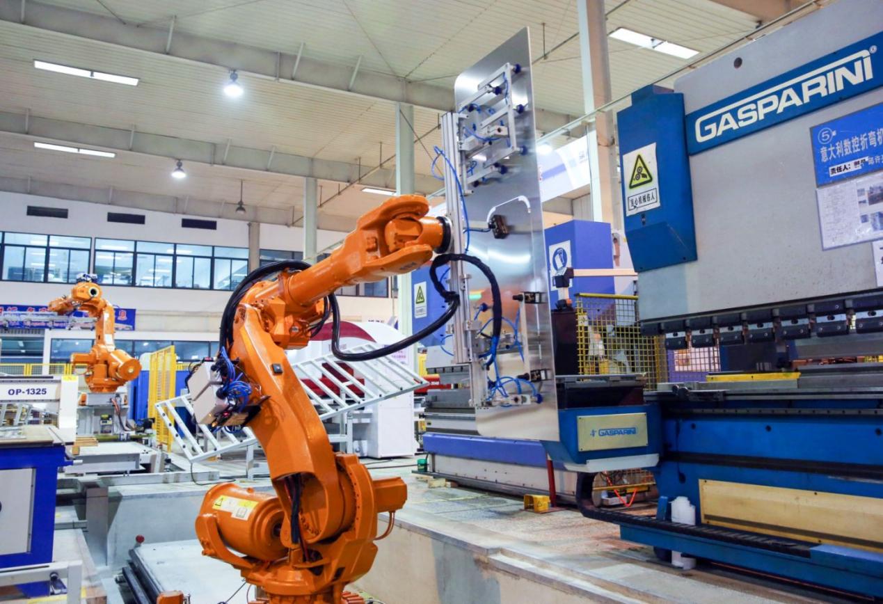 康尼制造：一扇“中国门”的全球轨道征战活力中国调研行(图2)