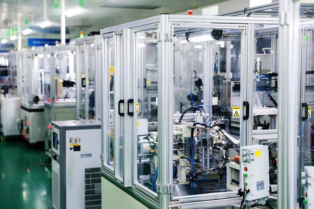 破垄断、立平权：奥兴嘉以最高标准空悬产线开启智能底盘新格局(图4)