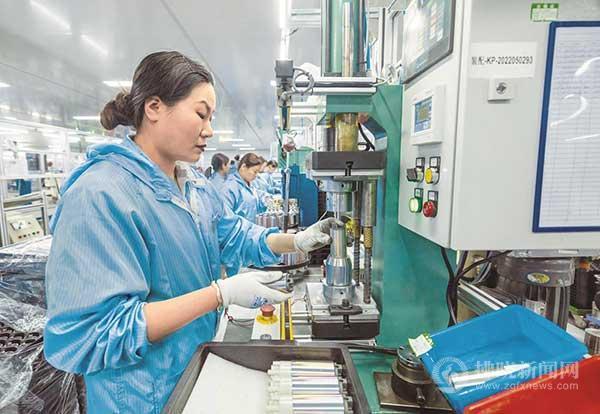 聚“零”成“链”“汽”势如虹